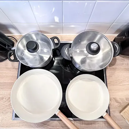 Sunshine - Zentrum - Kostenfreier Tiefgaragenstellplatz Apartment *