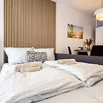 Sunshine - Zentrum - Kostenfreier Tiefgaragenstellplatz *