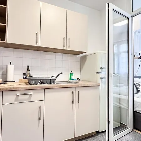 Sunshine - Zentrum - Kostenfreier Tiefgaragenstellplatz Apartmán *