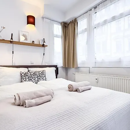 Sunshine - Zentrum - Kostenfreier Tiefgaragenstellplatz