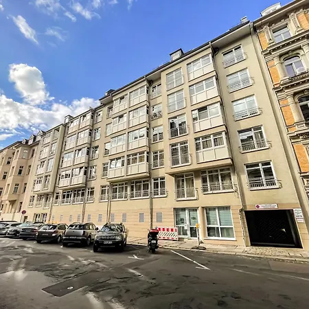 Sunshine - Zentrum - Kostenfreier Tiefgaragenstellplatz Apartament