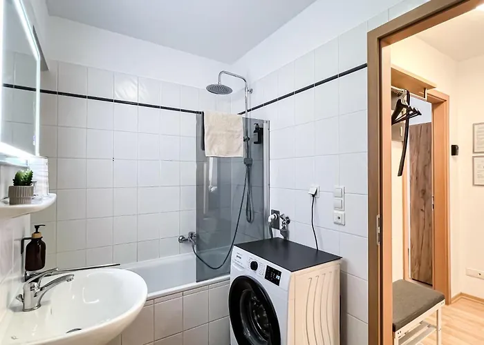 Lejlighed Sunshine - Zentrum - Kostenfreier Tiefgaragenstellplatz *